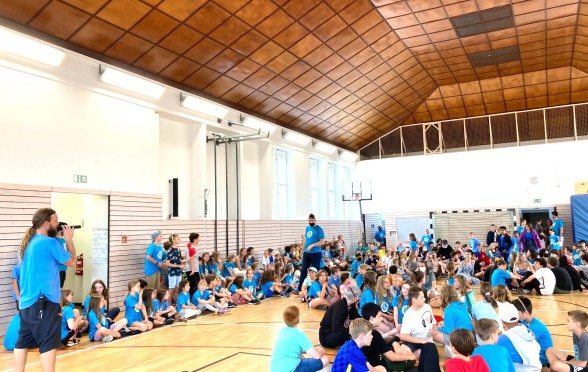 Sommerfest in der Turnhalle